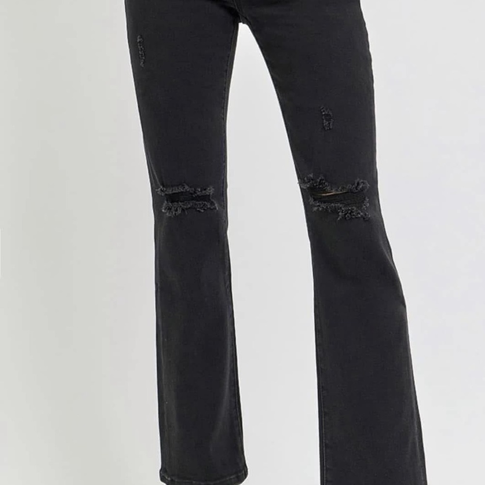 Women's Risen Black Distressed Jeans